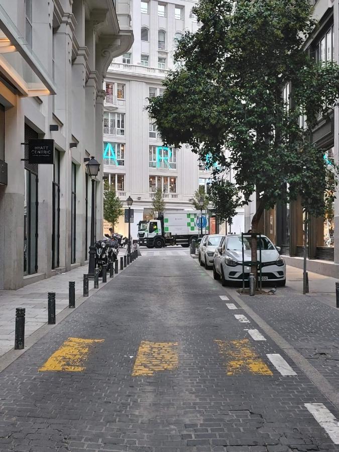 Apartamento Nuevo Y Reformado Al Lado De La Gran Via Madrilena ภายนอก รูปภาพ
